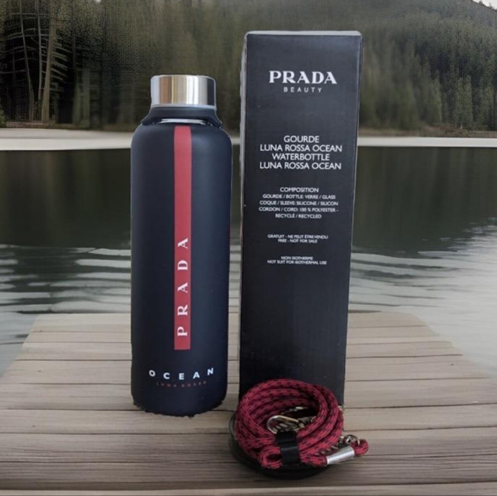 Prada - Picture 5 of 5